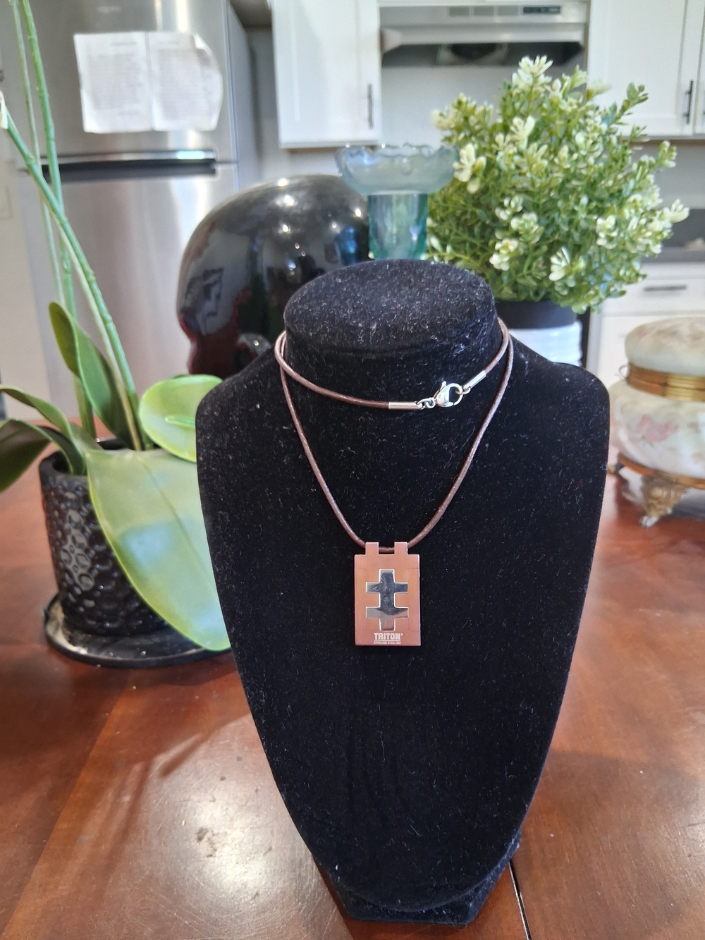 TRITON Silver Neclace 925